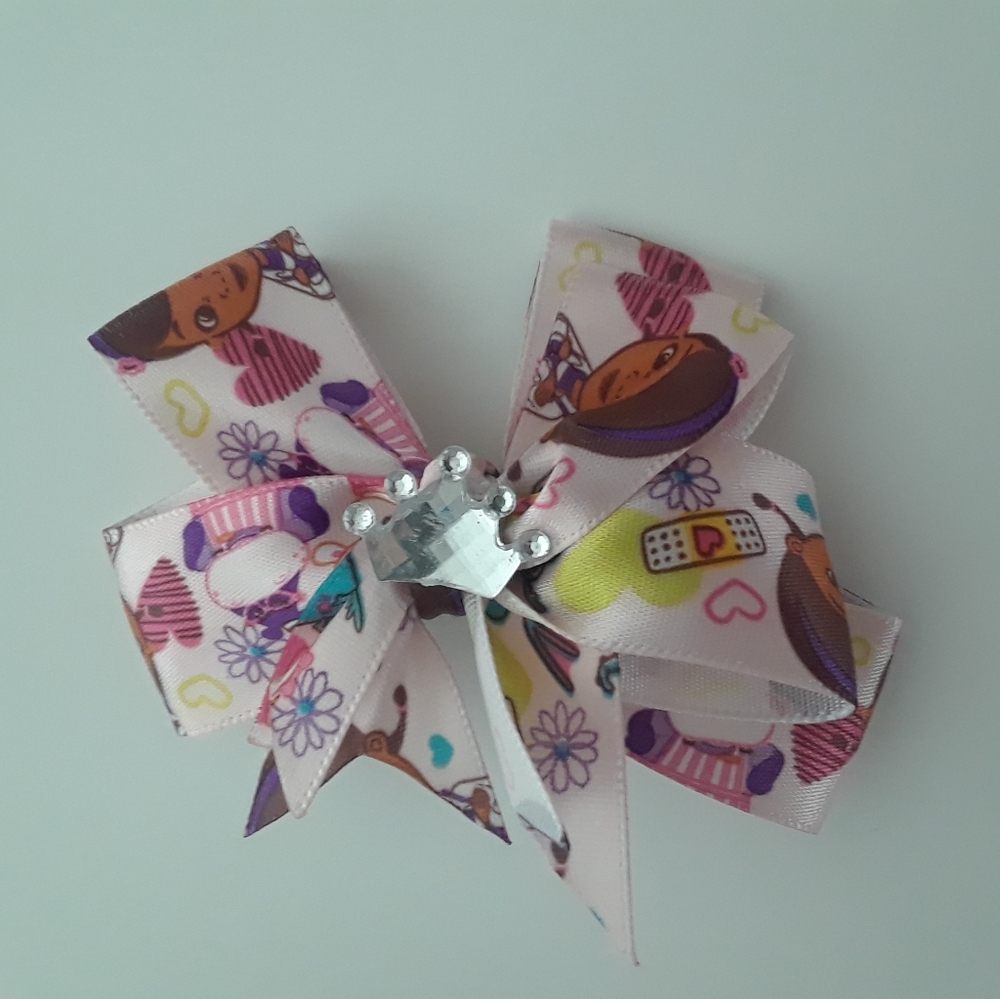 Small Doc McStuffins hair clip